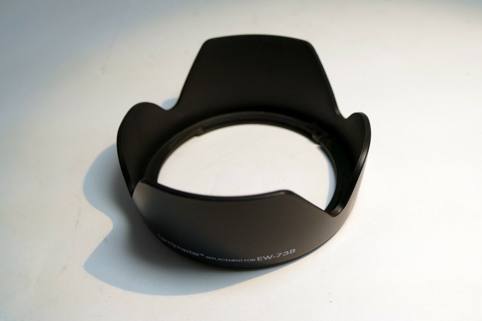 Replacement EW-73B Lens Hood Shade for Canon 17-85mm f/-5.6 IS EF-S 18-135mm IS