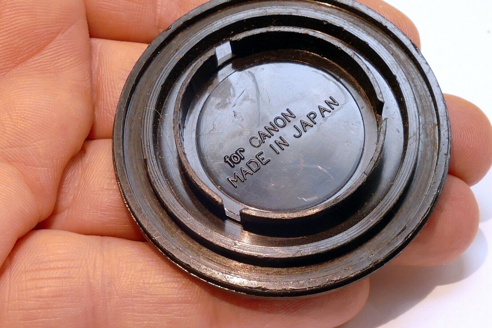 SIGMA Body cap for Canon 2X FD teleconverter or AE-1 cameras - slip o type