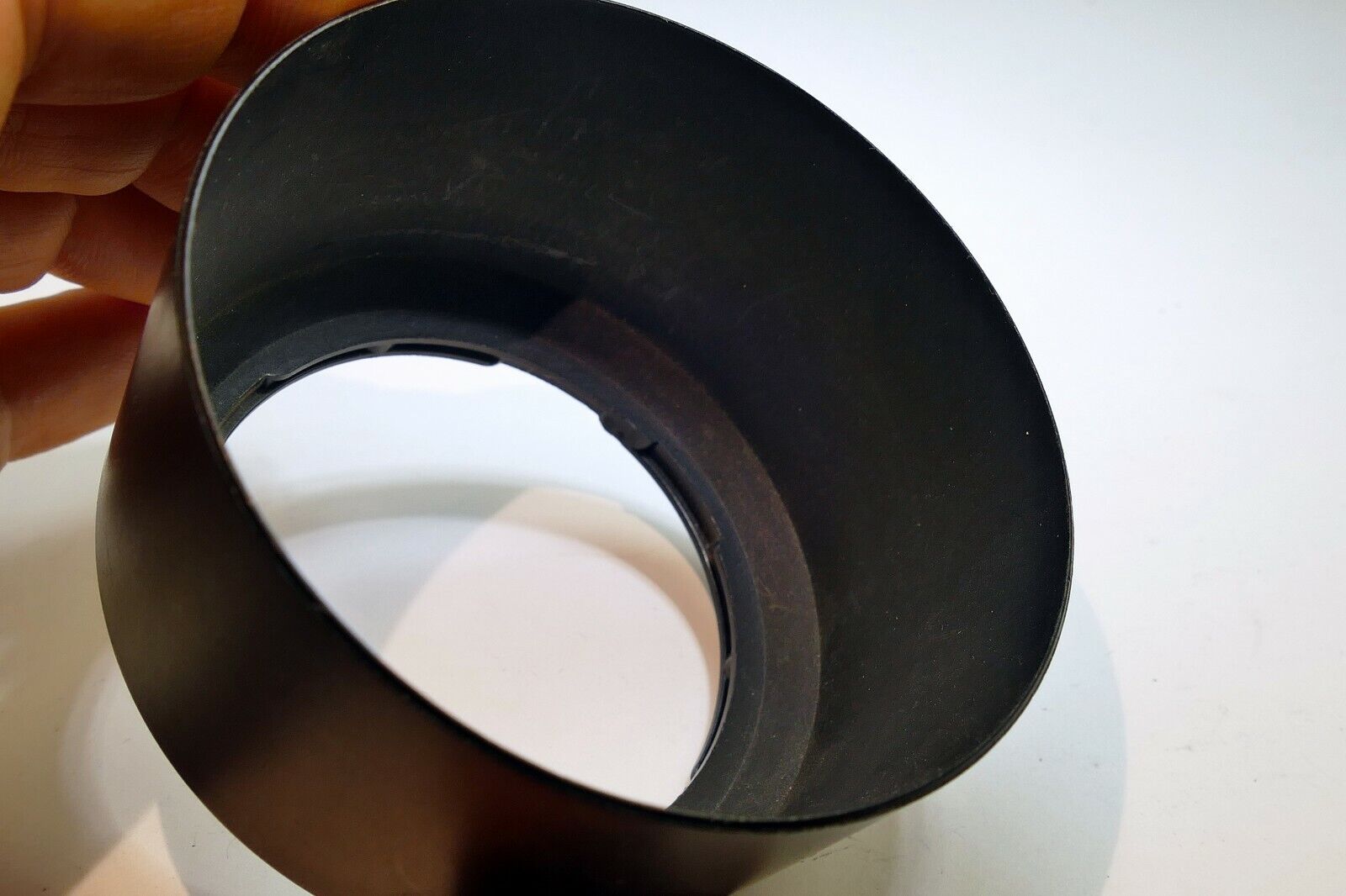 Tamron  58FH Lens Hood Shade for 70-210mm f4-5.6 manual Adaptall and AF Lens