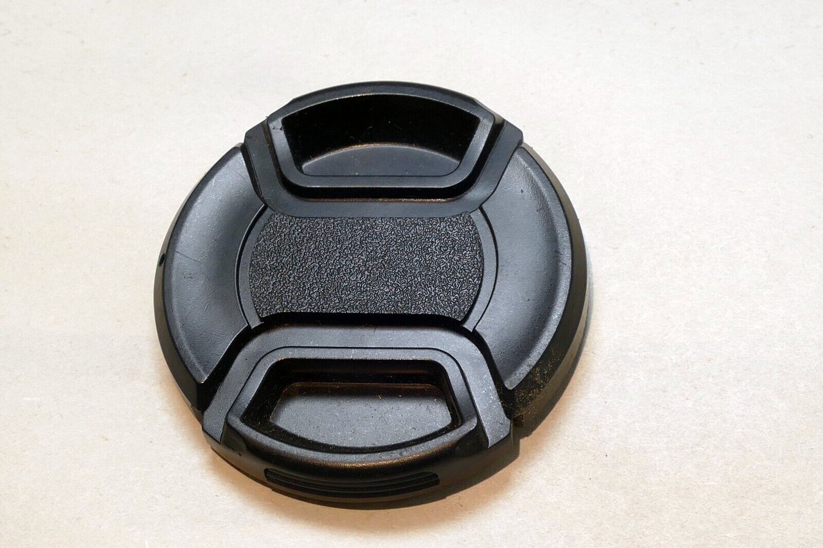 52mm Lens Front Cap  Snap on type generic Black plastic for 18-55mm AF-S VR II
