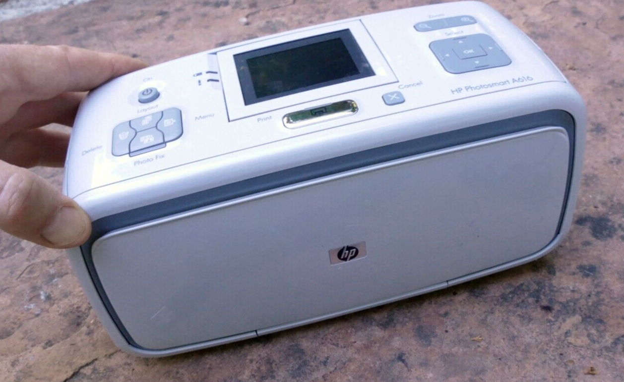 HP Photosmart A616 Digital Photo Inkjet Printer - AS IS - PARTS, missing charger
