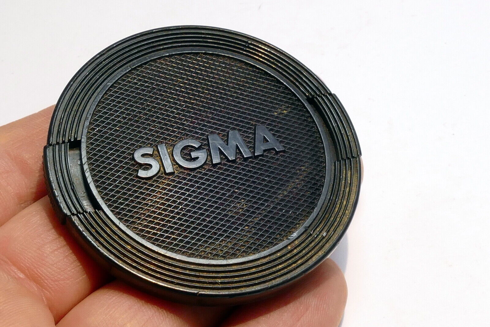 Sigma 55mm Front Lens Cap Made in Japan   snap on type black