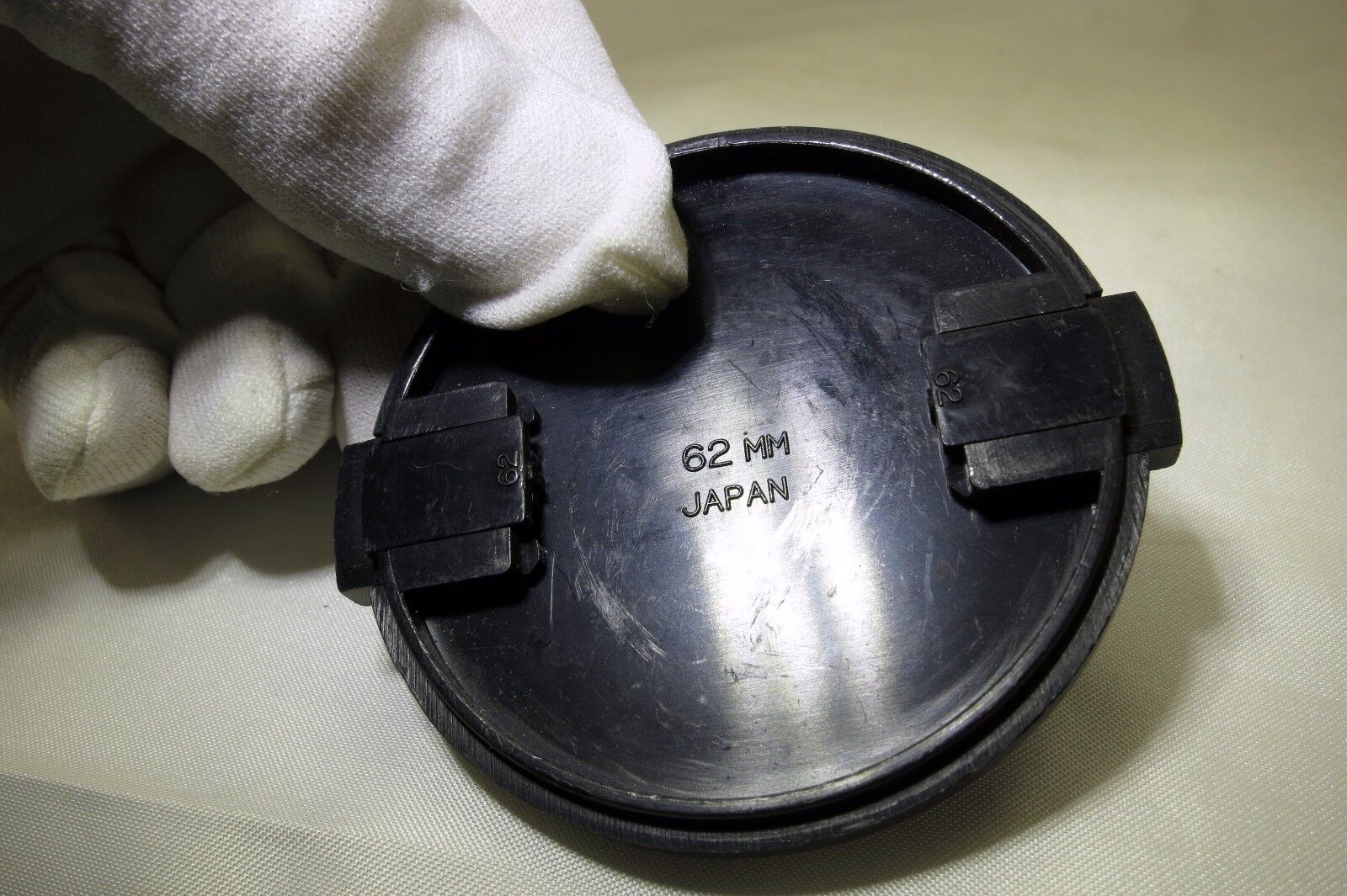 Vivitar 62mm front cap Snap on type plastic