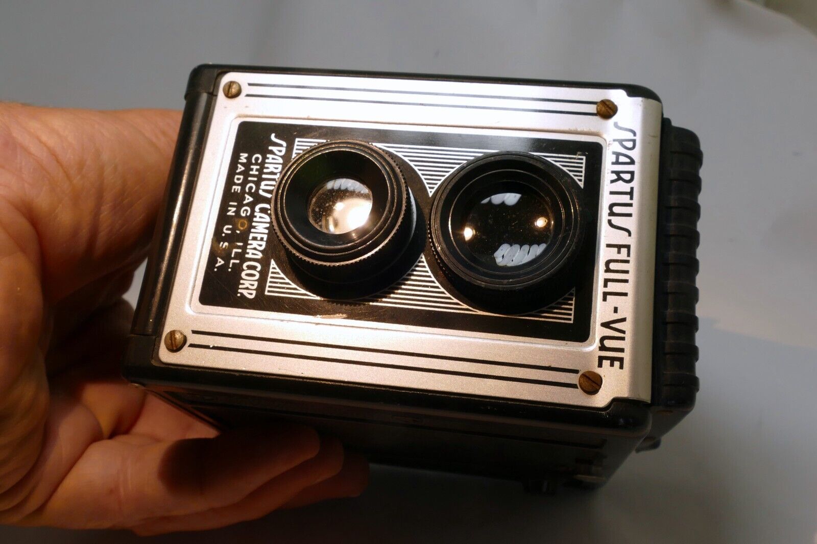 Spartus 120 TLR Camera Full-Vue made in USA vintage