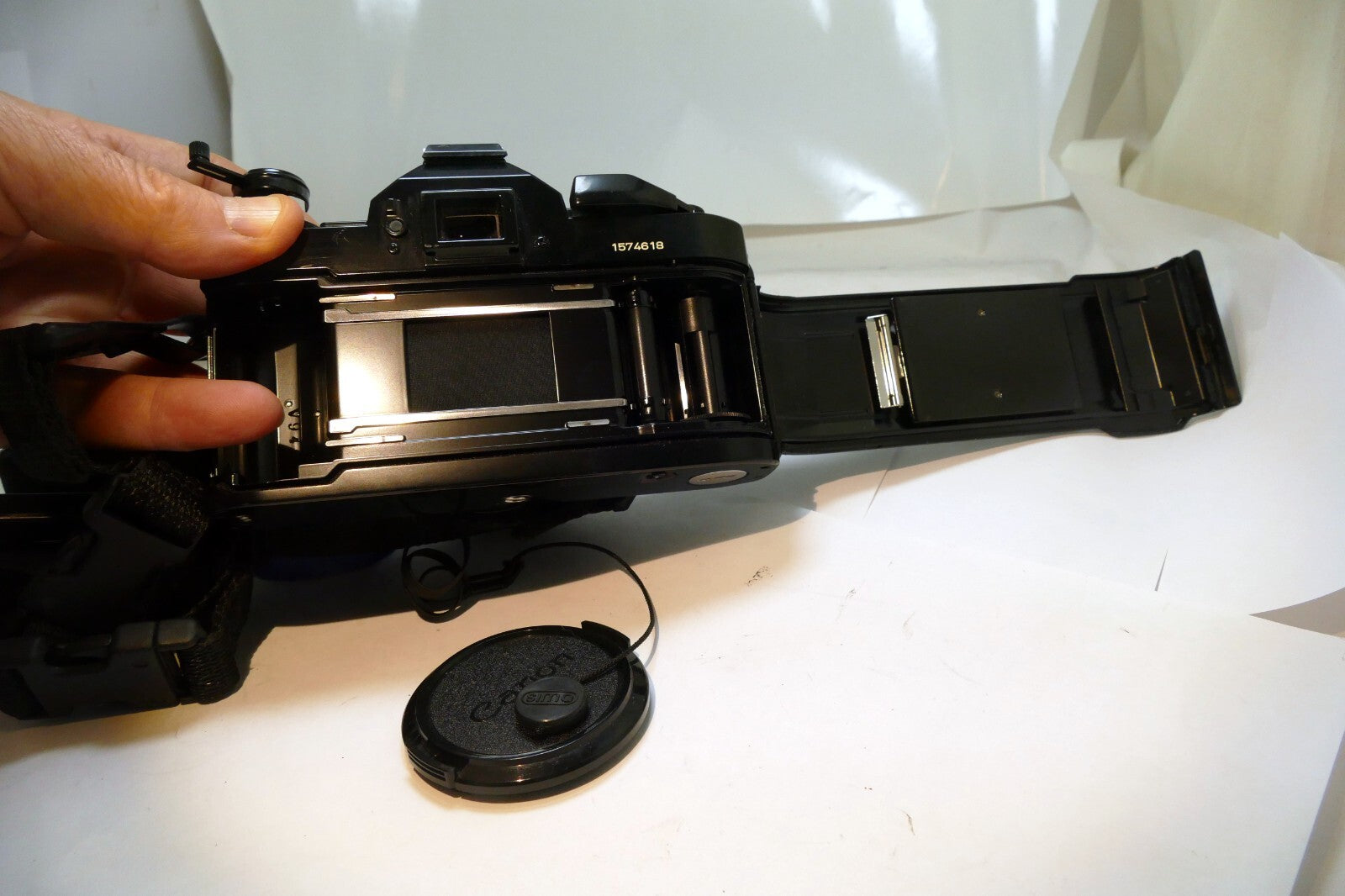 Canon A-1 35mm SLR Film Camera w/ new FD 28mm F2.8 Wide Lens outfit kit