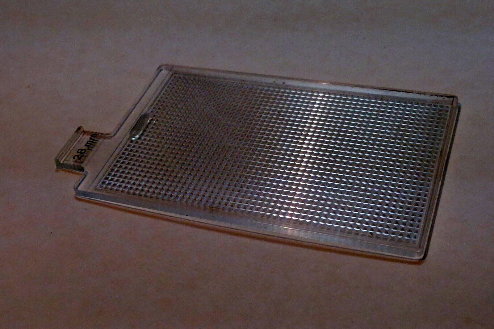 Vivitar 28mm Flash Wide Angle adapter for 285 diffuser