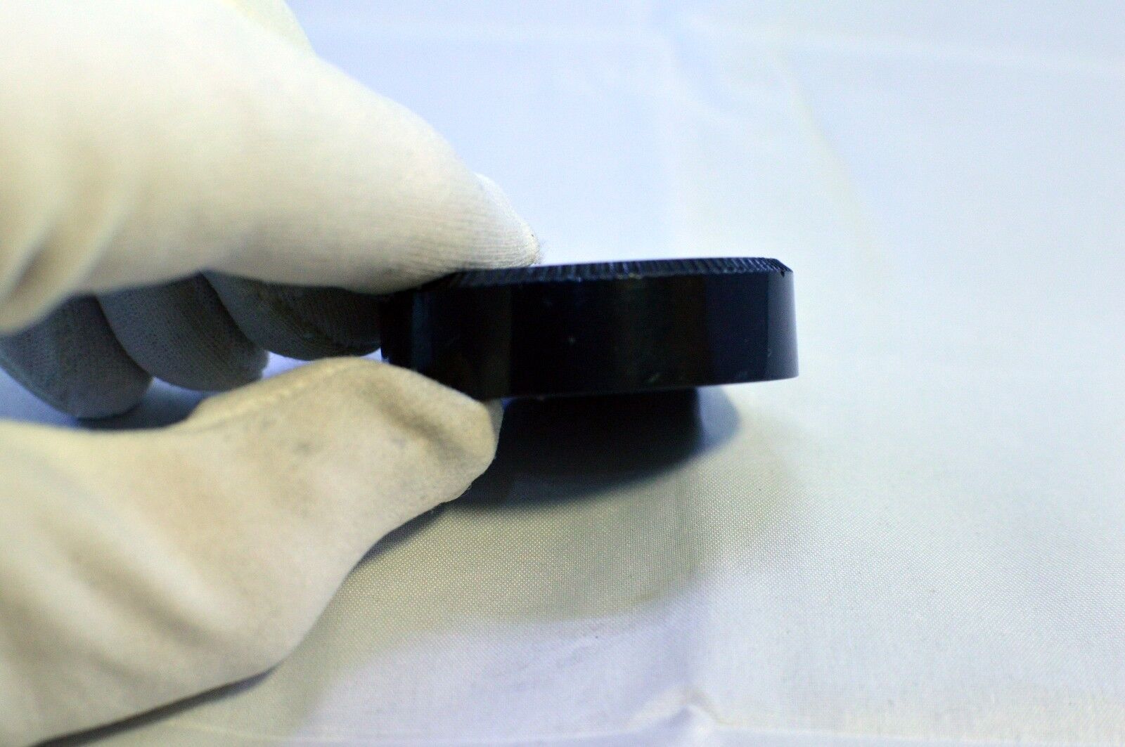 unknown brand rear lens cap for M42 universal  screw mount lenses