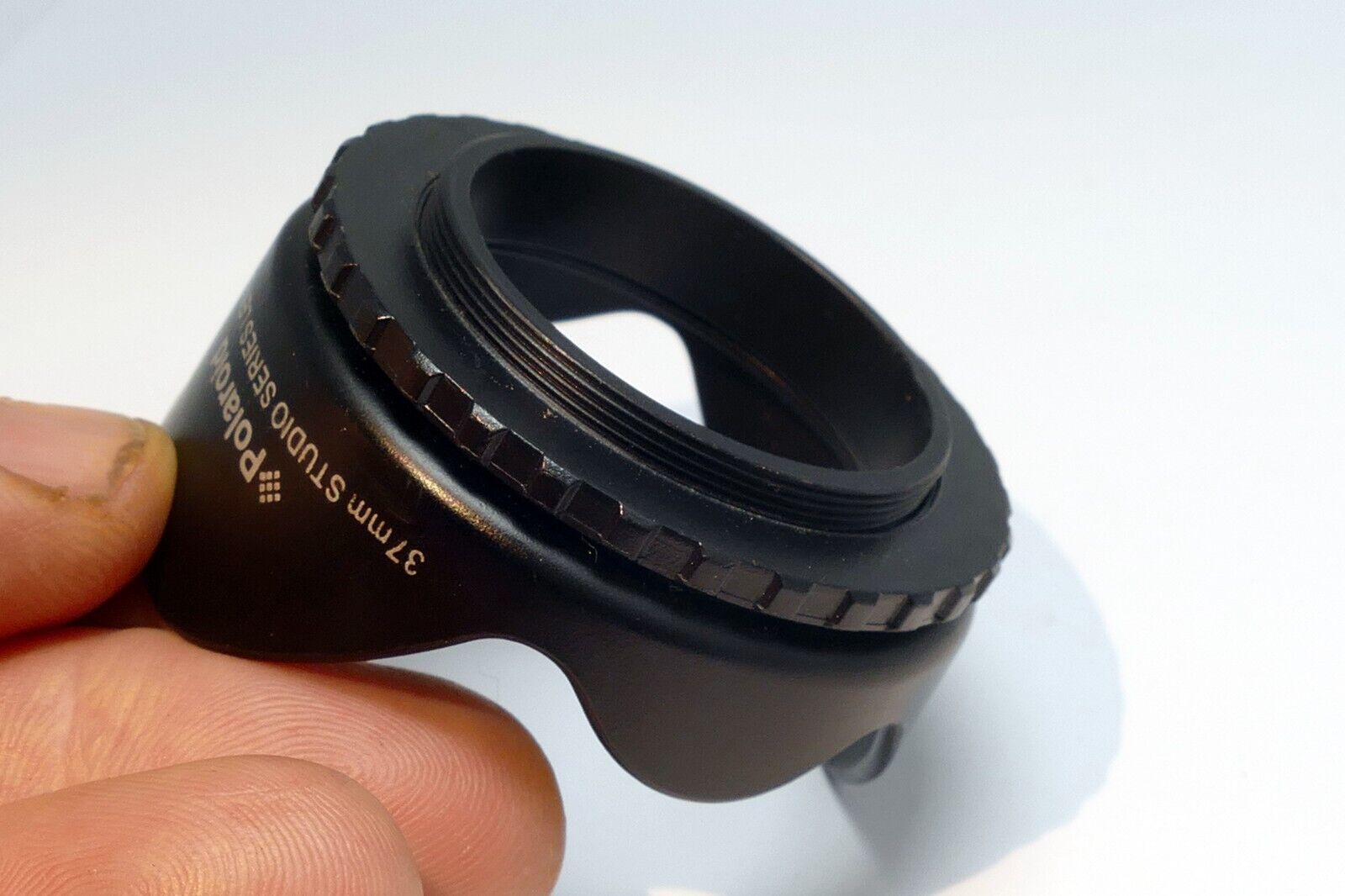 Polaroid 37mm Lens Hood Shade Threaded screw in  plastic tulip petal shape