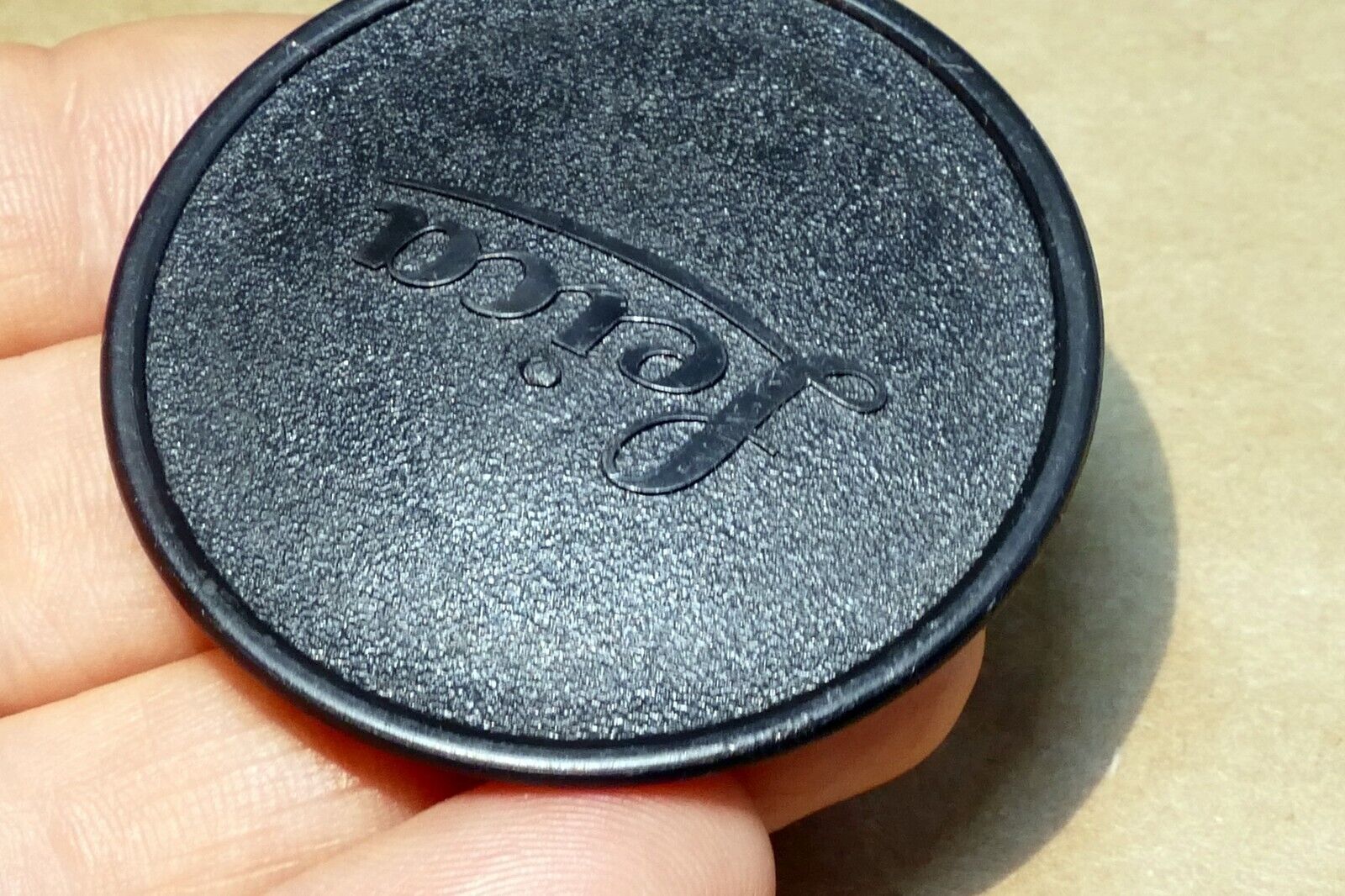 42mm T2 M42 Camera Body Cap Leica Leitz Black Plastic  slip on type for bellows