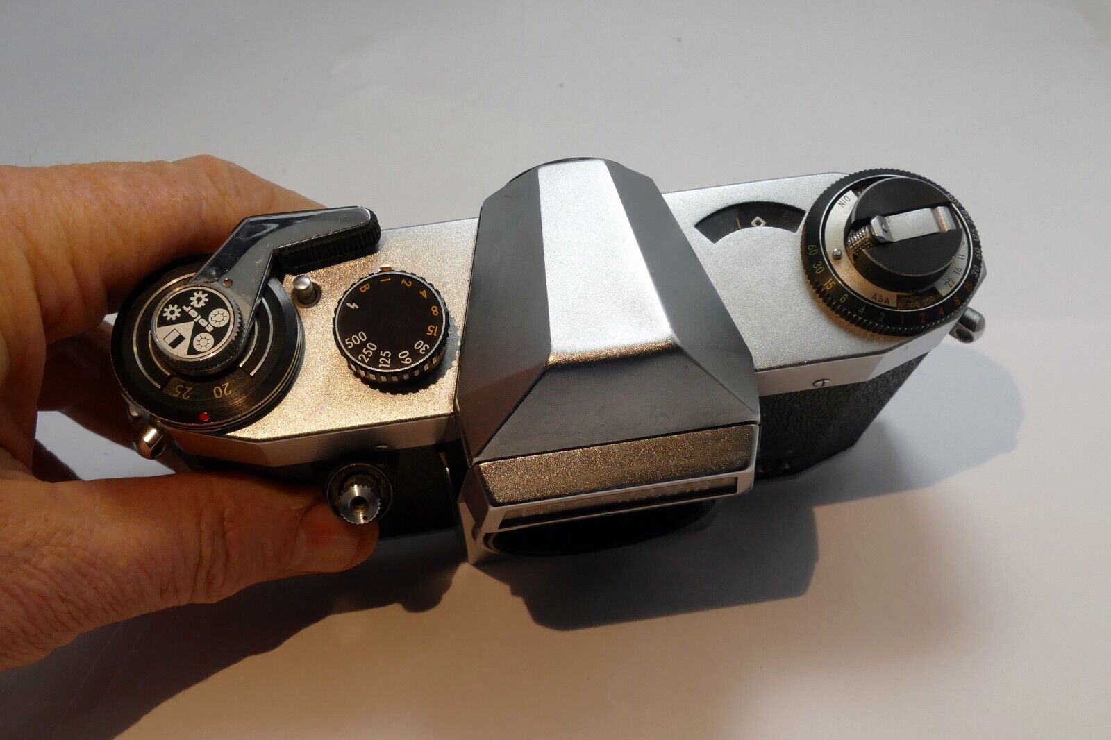 PRAKTICA PL Nova I B camera body only M42