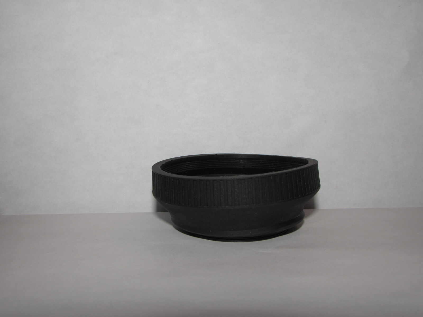 Used Tiffen 72mm Lens Hood Wide Angle 28mm or zoom 28-200mm