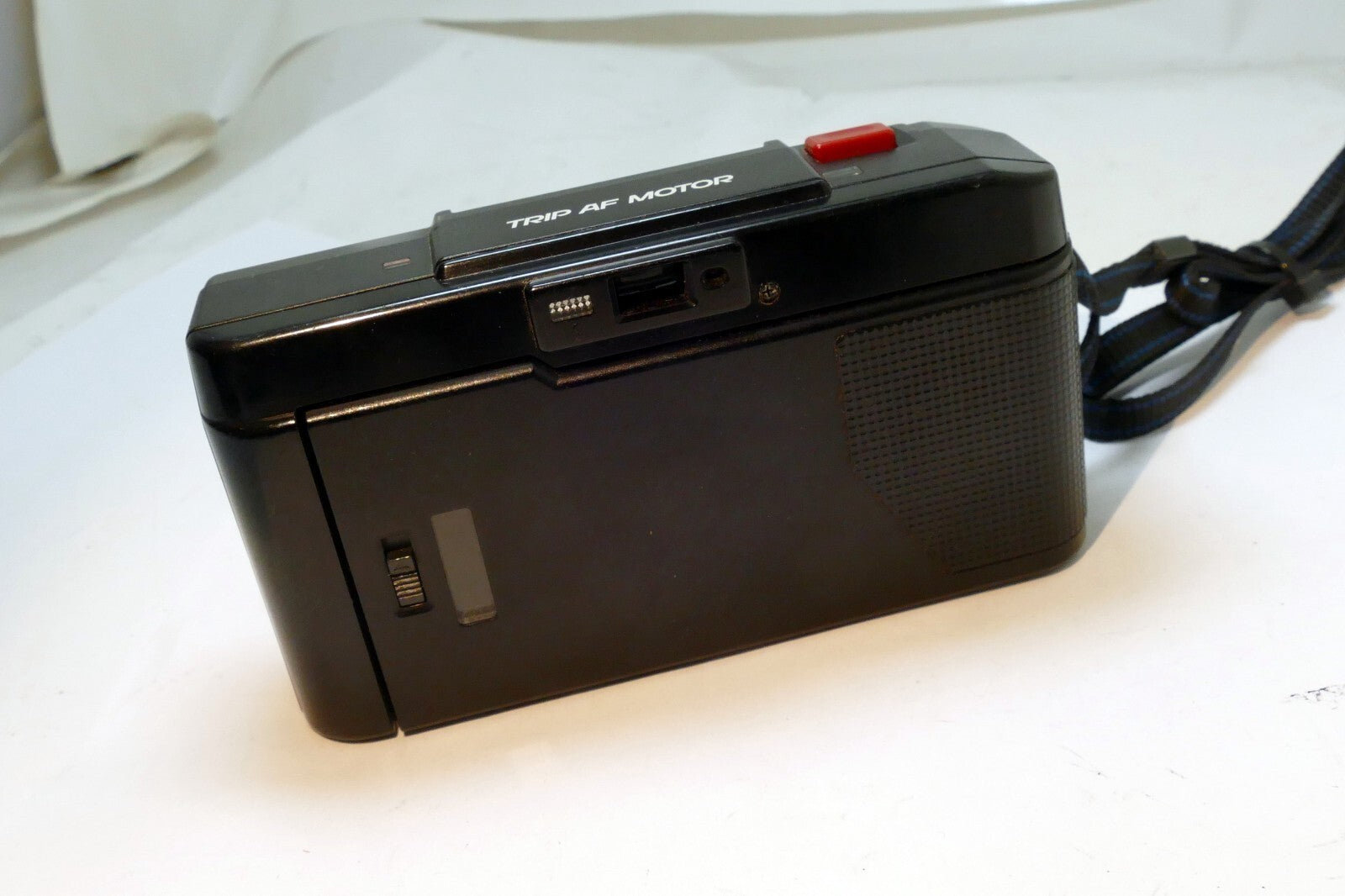 Olympus AF Trip Motor 35mm Camera w/ 35mm f3.8 Zuiko Lens - tested works good