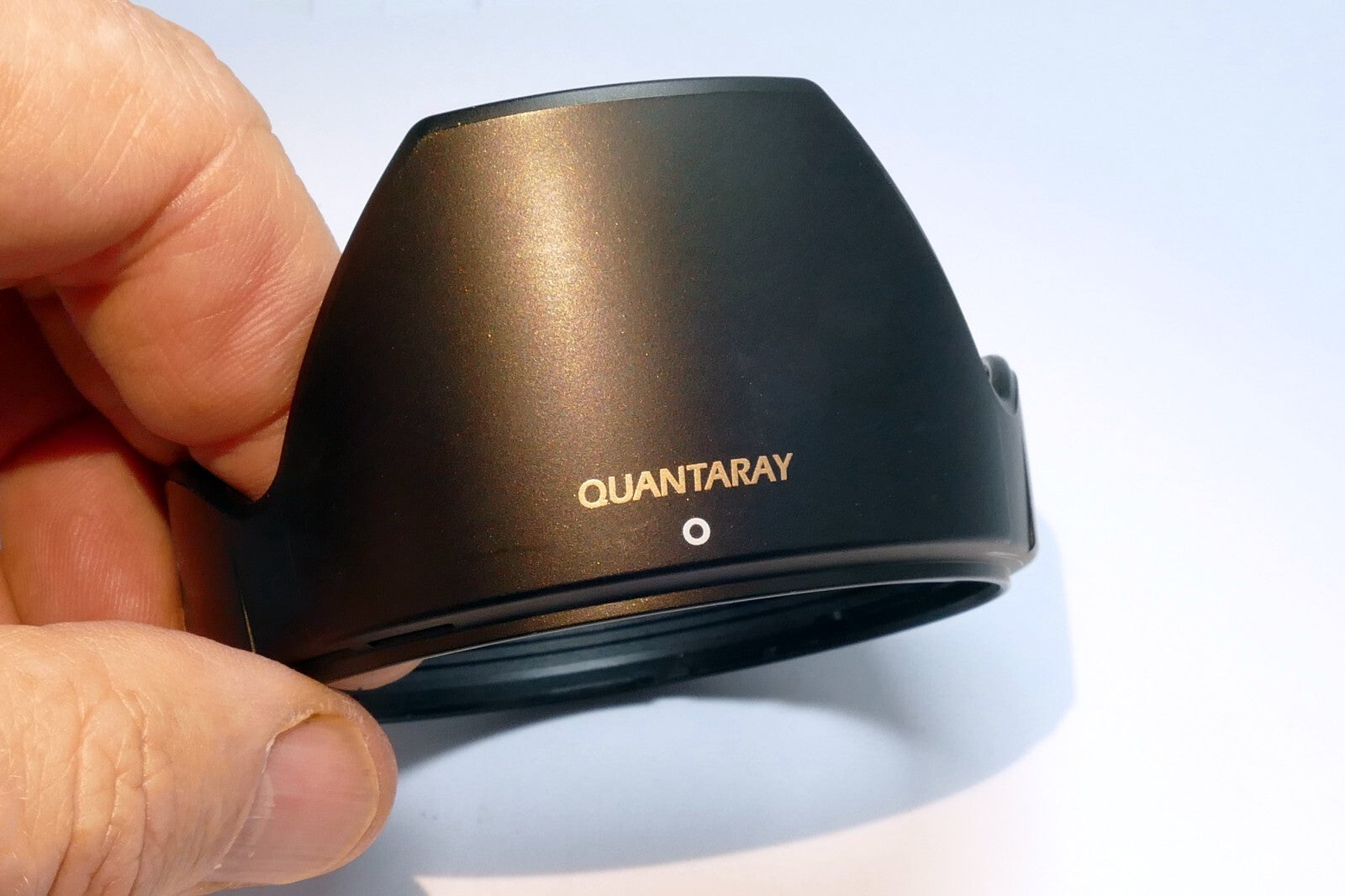 Quantaray Lens Hood Shade for 28-200mm f/3.8-5.6 18-200mm (62mm rim)