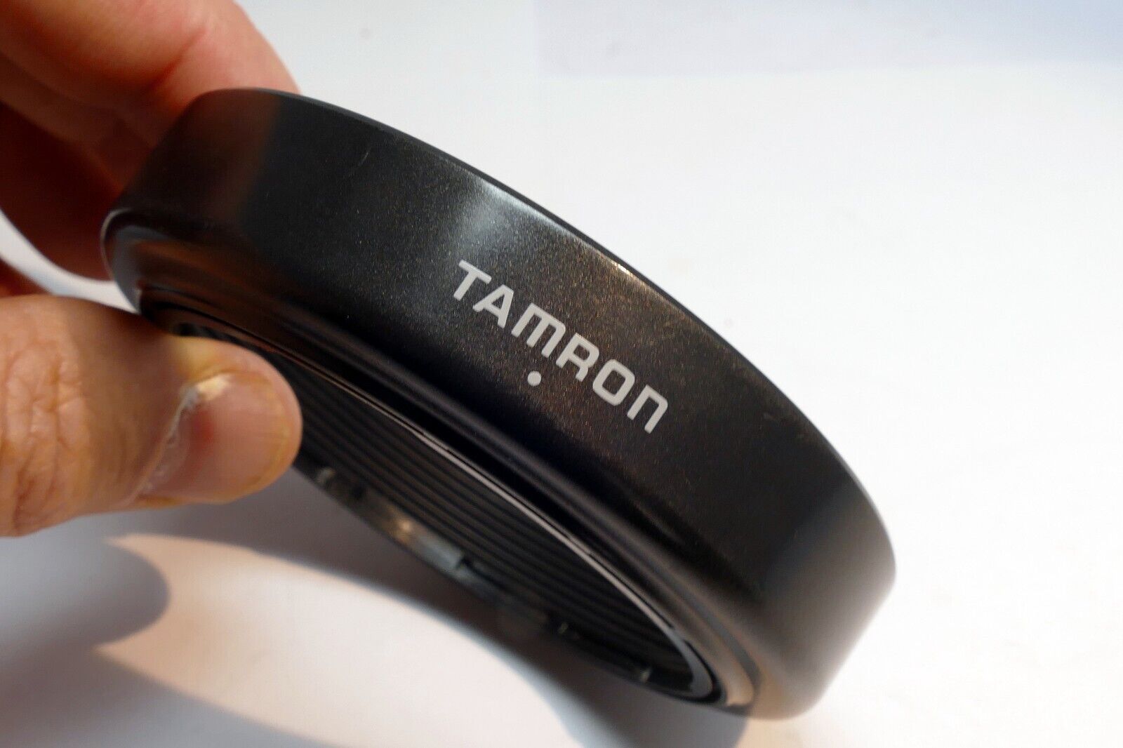 Tamron BFH Lens Hood Shade for AF 24-70mm F/3.3-5.6 Aspherical 73D (62mm rim)