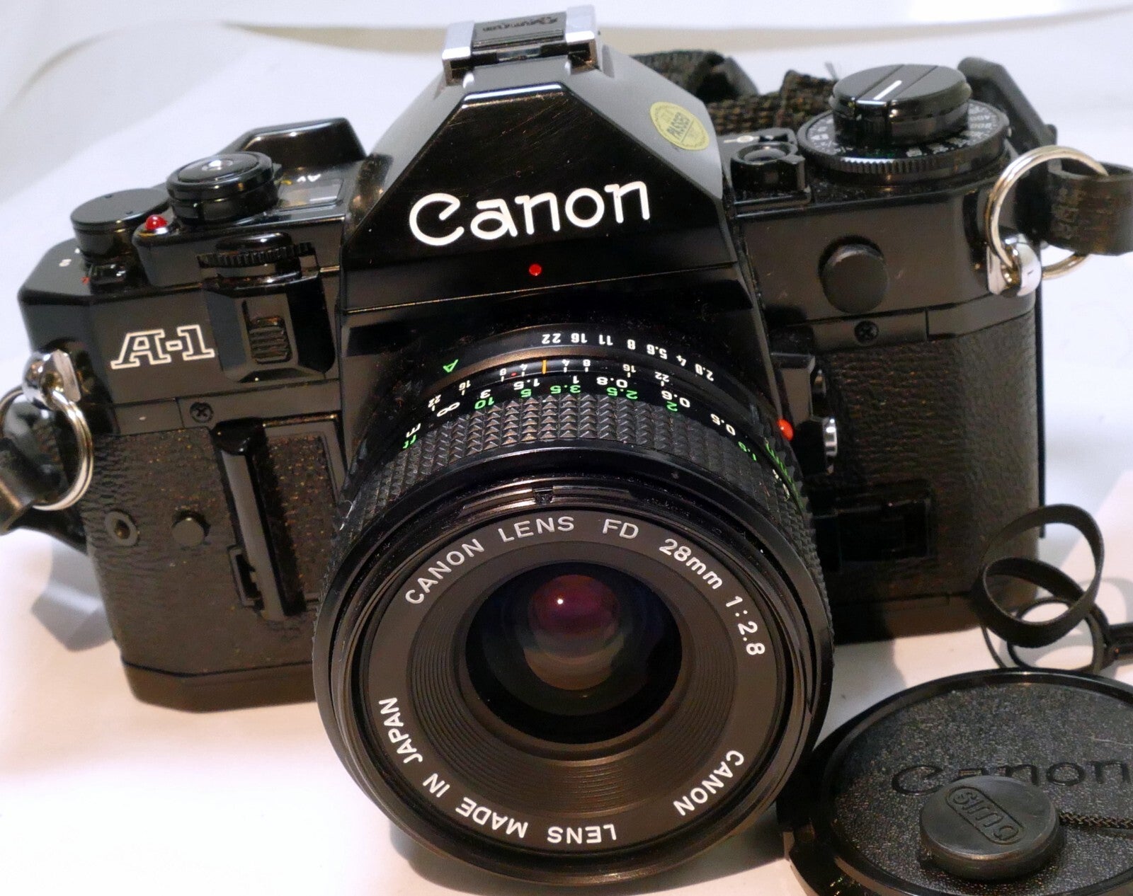 Canon A-1 35mm SLR Film Camera w/ new FD 28mm F2.8 Wide Lens outfit kit