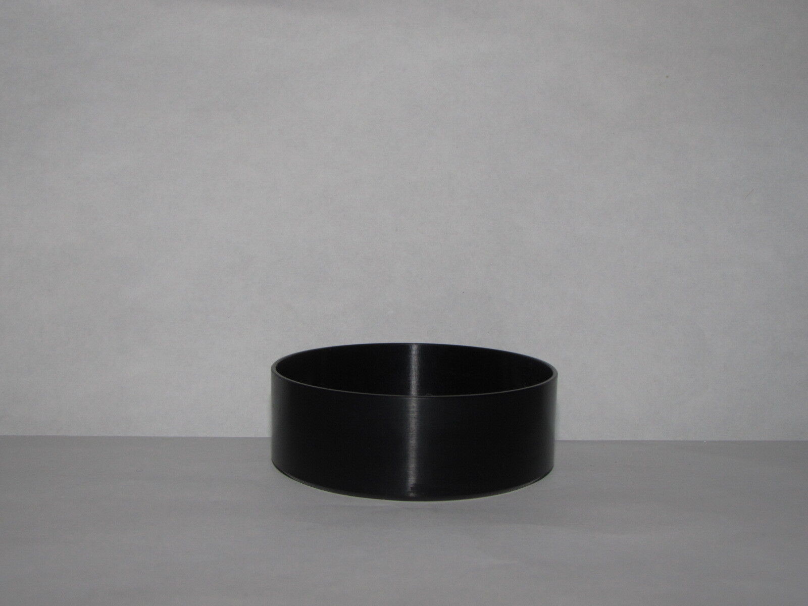 Used 63mm ID female Threads Lens Hood B11039