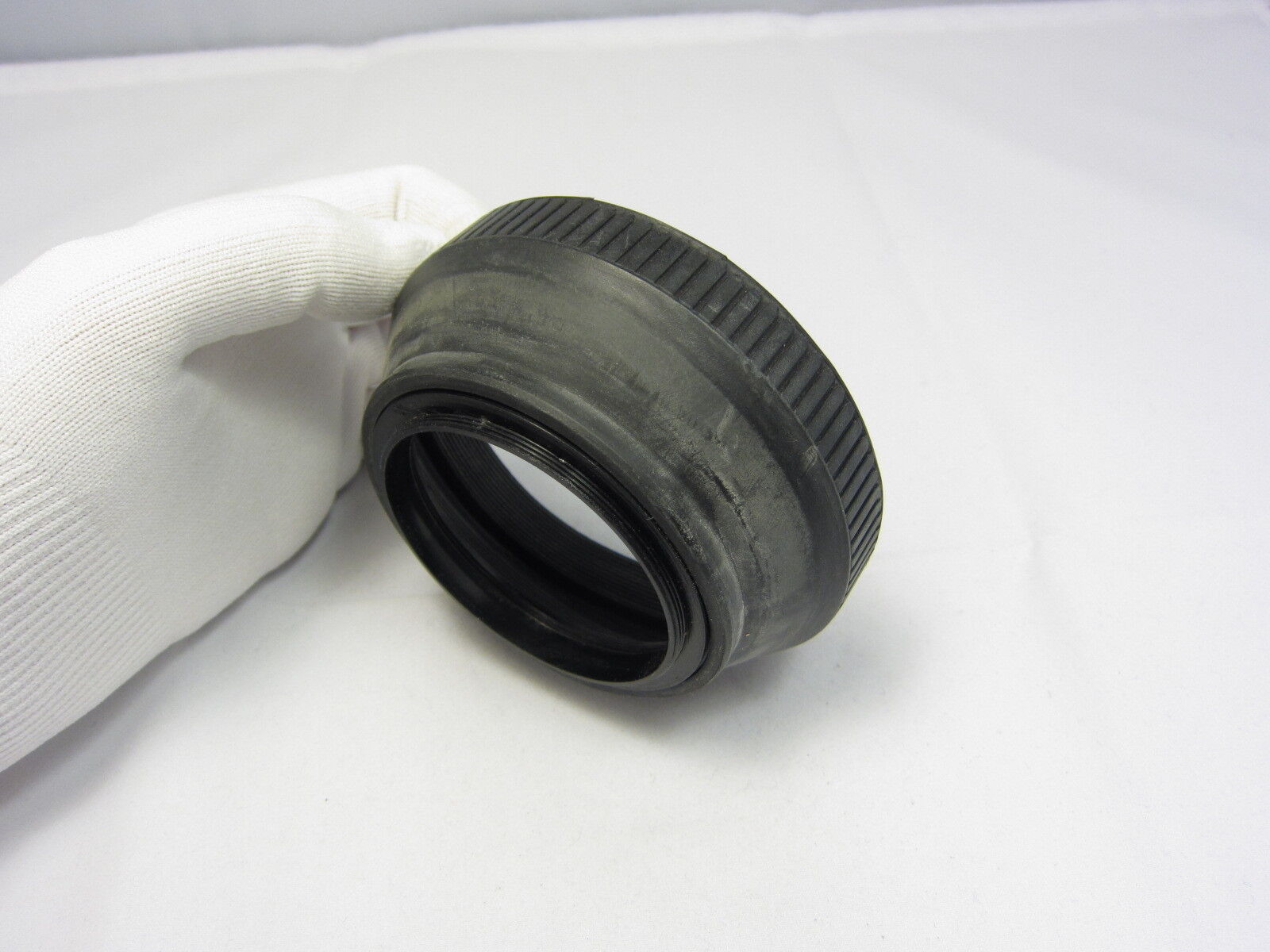 Used Unknown Brand 58mm Collapsible Rubber screw in Lens Hood N102036
