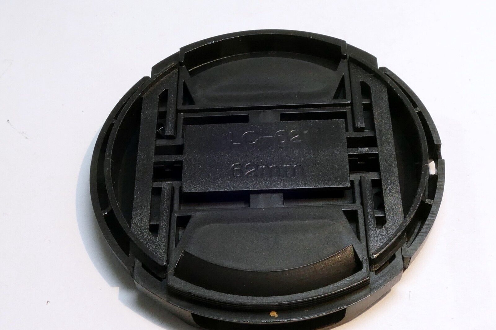 62mm Lens Cover Cap  for  70-300mm f4-5.6 300mm black snap on type