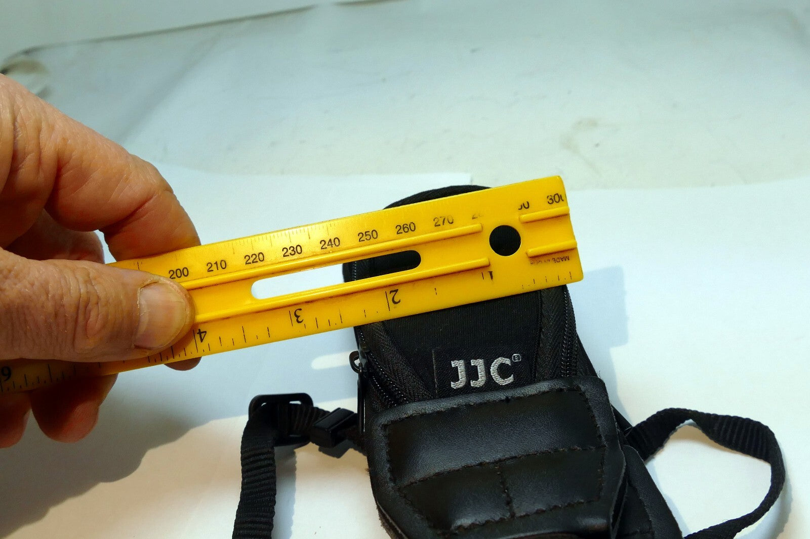 JJC Neoprene Camera Strap w/ quick release buckles 5.5cm wide  - sturdy