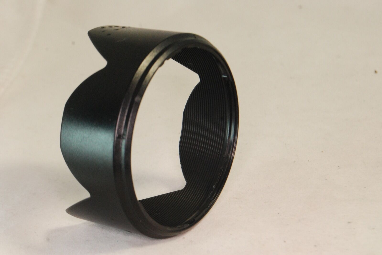 Unknown Brand Black Plastic Lens Hood 63-65mm S3108026