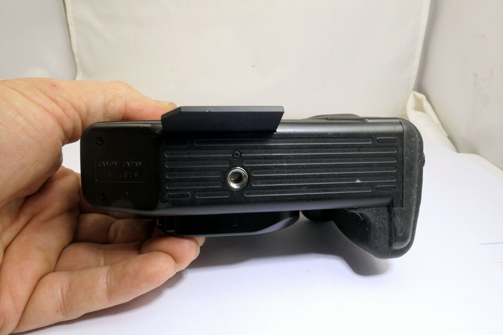 Canon EOS 650 35mm SLR Film SLR body only vintage