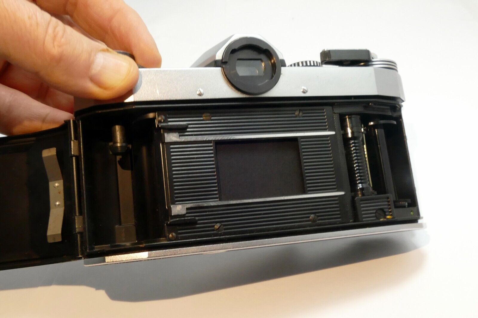 PRAKTICA PL Nova I B camera body only M42