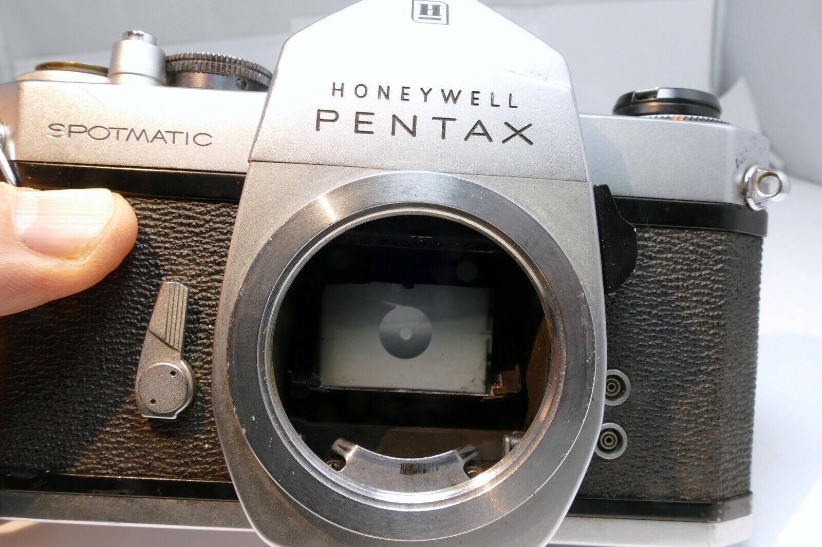 Pentax Spotmatic Honeywell H 35mm SLR Film Camera Body Only Parts Repair AS IS