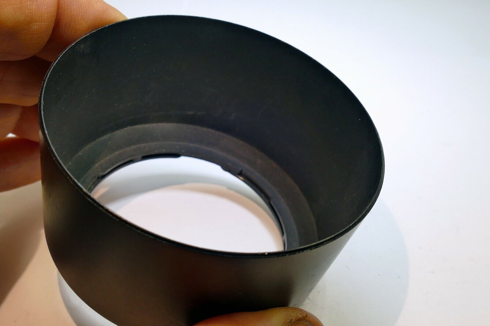 Tamron  58FH Lens Hood Shade for 70-210mm f4-5.6 manual Adaptall and AF Lens