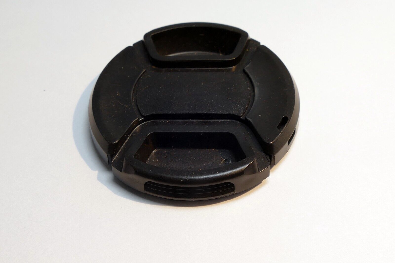 52mm snap on type Front Lens Cap for 18-55mm zoom lens