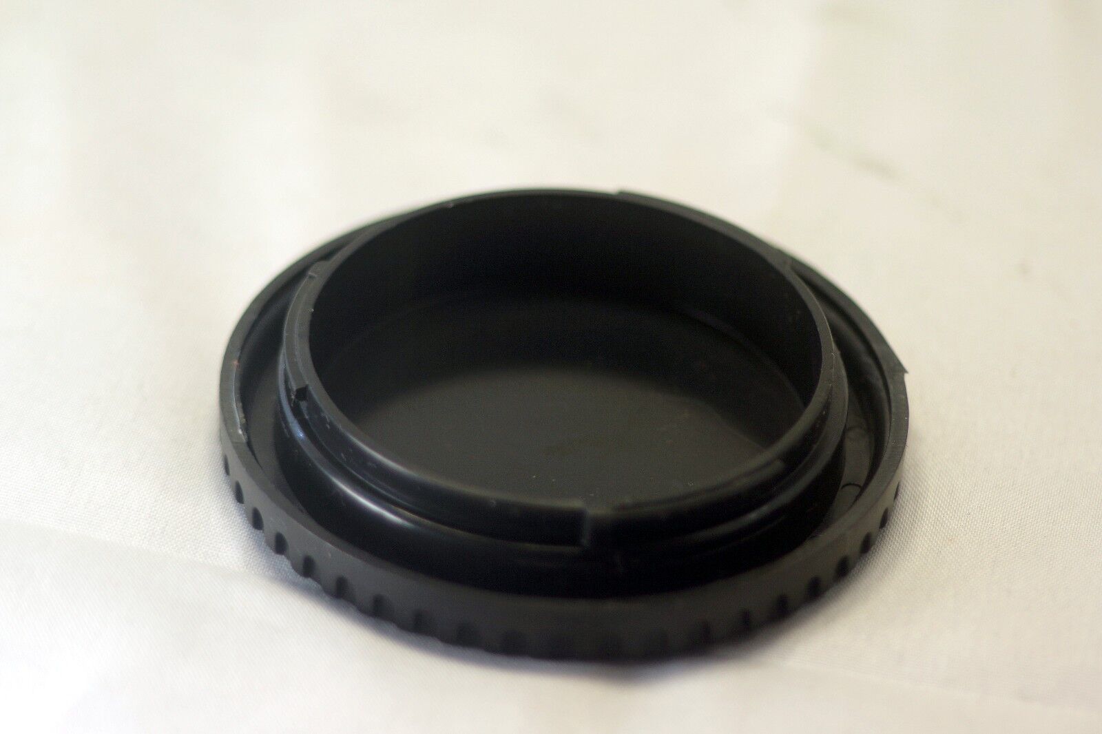 Body Cap for Canon EOS SLR cameras T2i XT XSi T8 T6i T7i 80D 90D