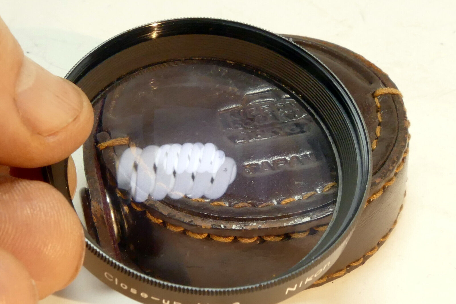 Nikon No. 2 52mm MACRO CLOSE UP LENS  3.0 Diopter attachment w/ case