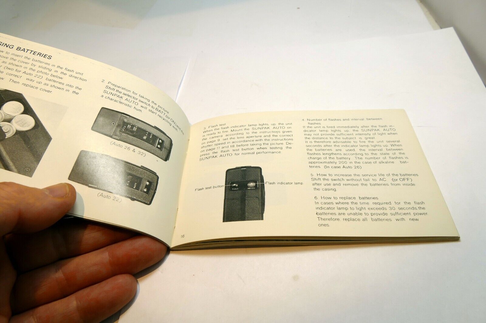 Sunpak Auto 22 26 32 flash Instruction Manual Guide (E) English ES FR