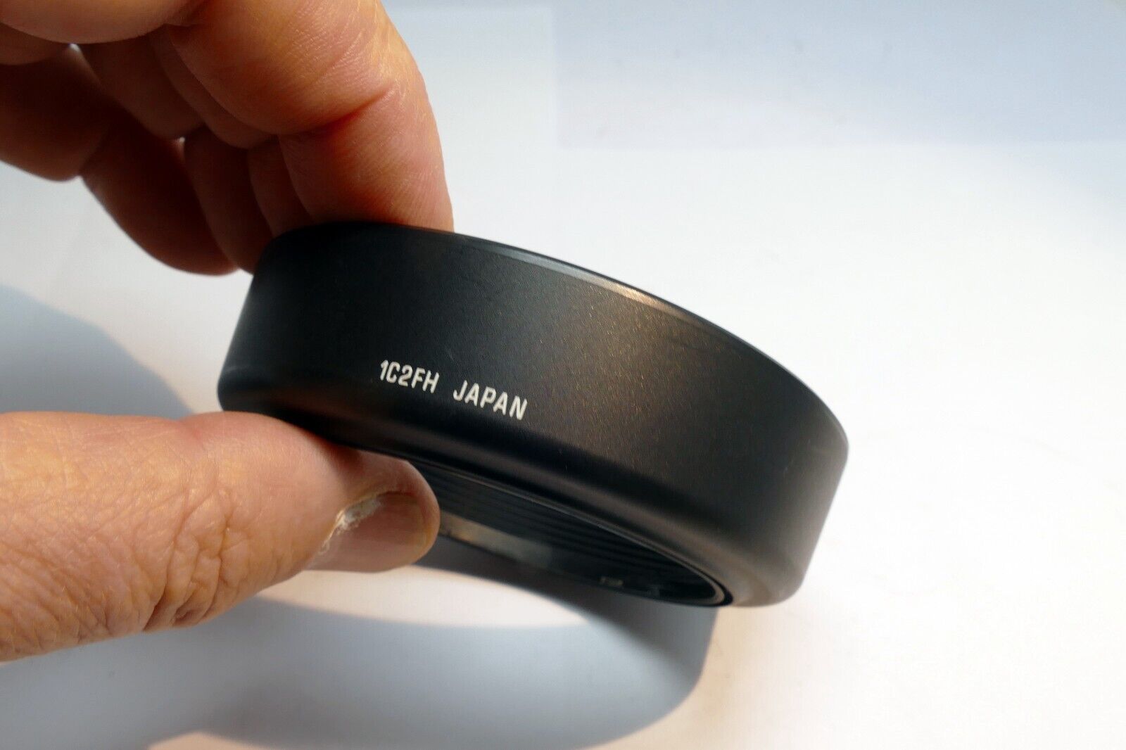 Tamron 1C2FH Lens Hood Shade for AF 28-80mm F3.5-5.6 (58mm rim) Genuine OEM