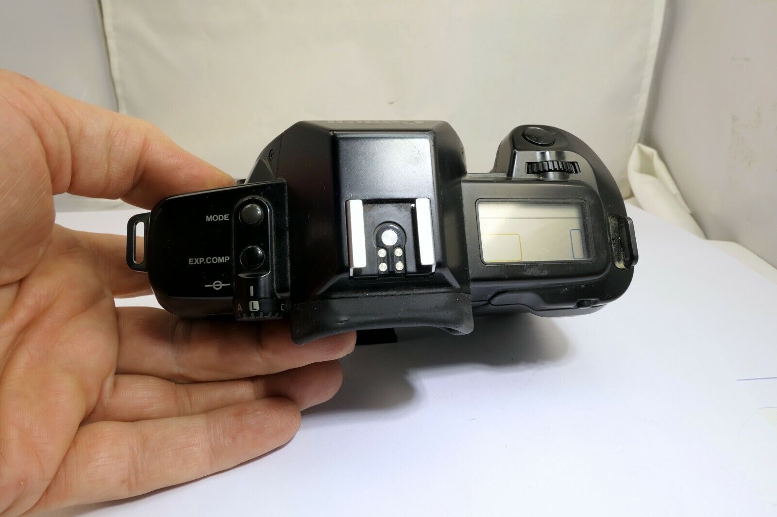 Canon EOS 650 35mm SLR Film SLR body only vintage