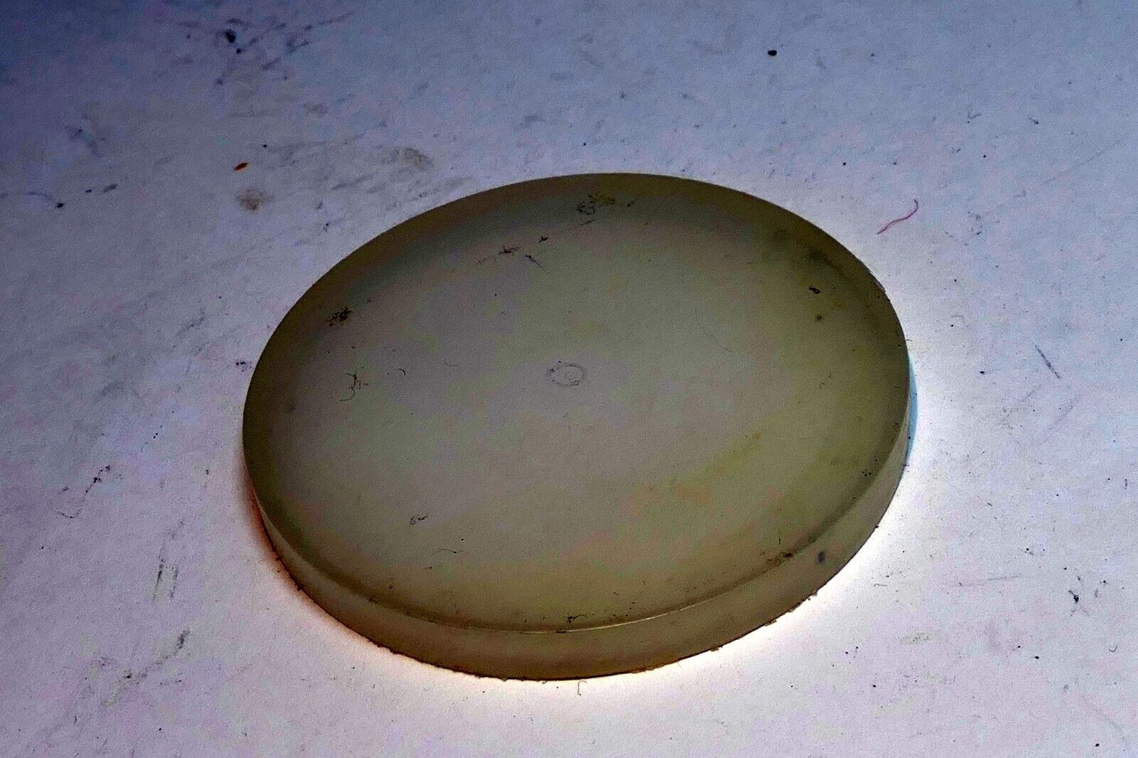 Nikon F Camera Body Cap Dust cover slip on type White genuine OEM FE FM FM2 FM10