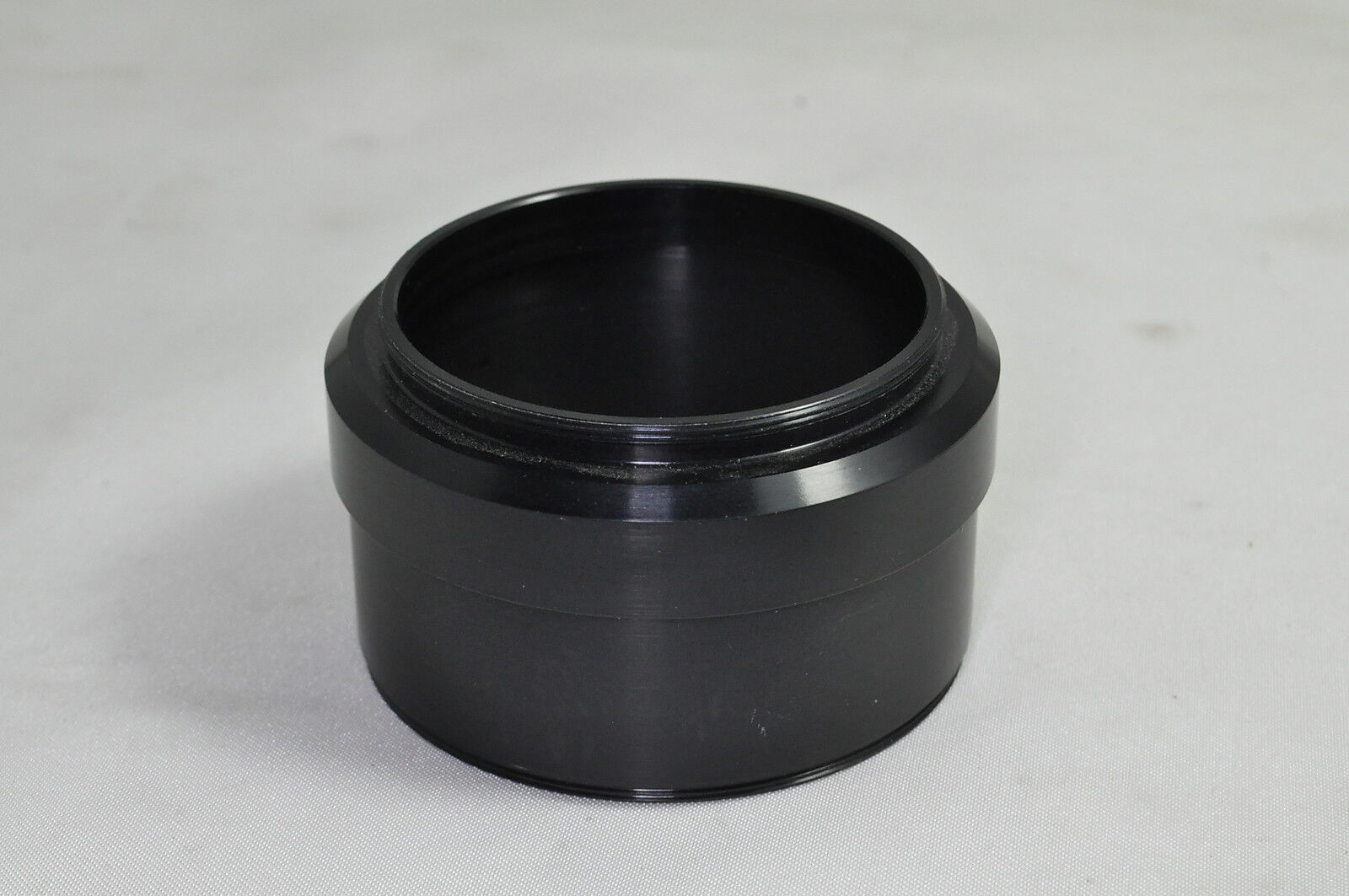 Vintage 55.2mm screw in type Metal Lens Hood 5310035