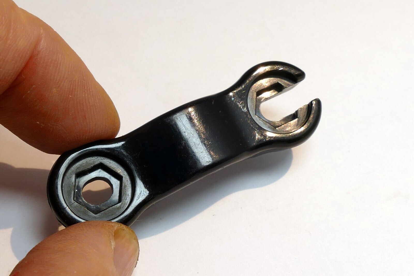 GoPro Wrench Tool GoPro Black Pro plastic curved