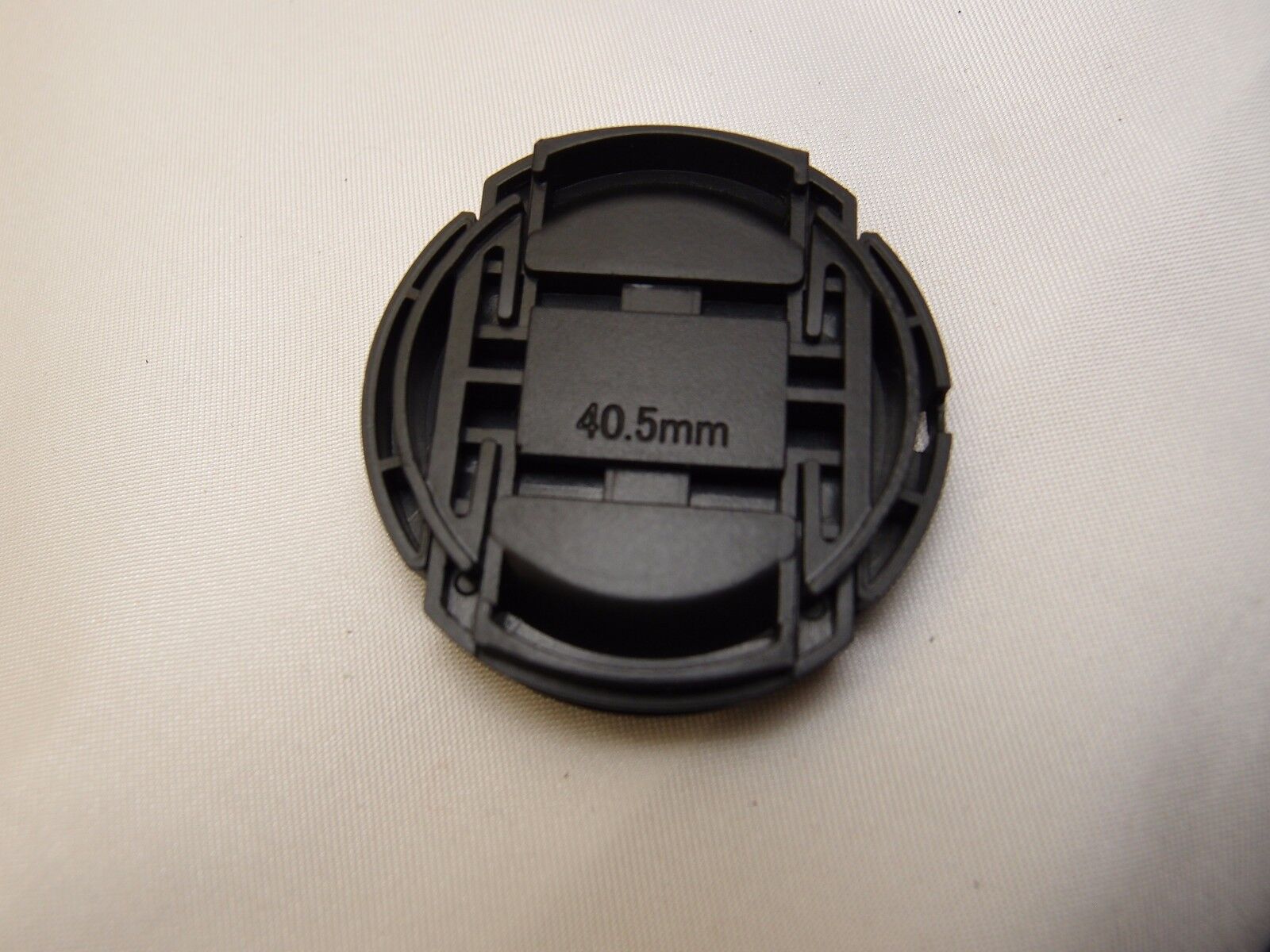 Used 40.5mm Lens front Cap Snap on type S211548