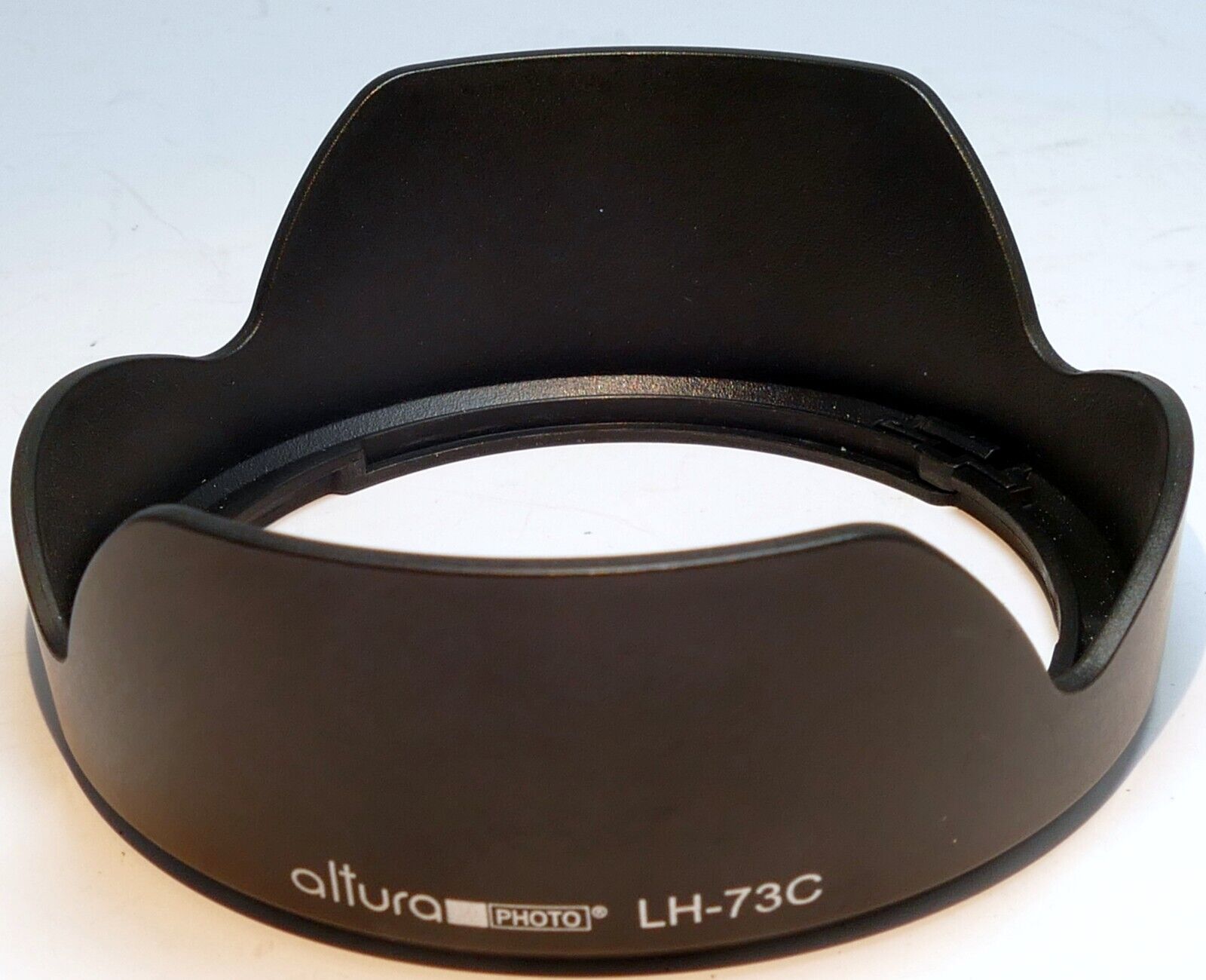 replacement EW-73C Lens Hood Shade for Canon EF-S 10-18mmf/4.5-5.6 is STM