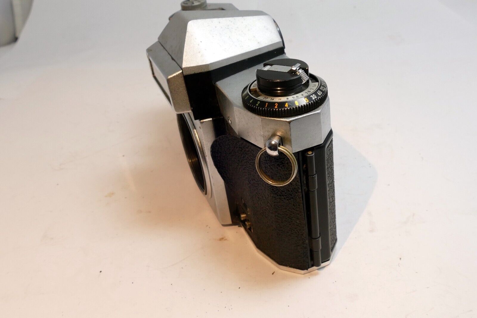 Hanimex Praktica Nova 1b Nova Germany M2 35mm Body - works