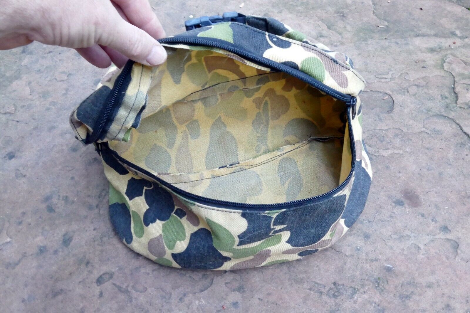 Top-Load Holster Camera Waist Bag Pouch Belt snap on CAMO green tactical pack