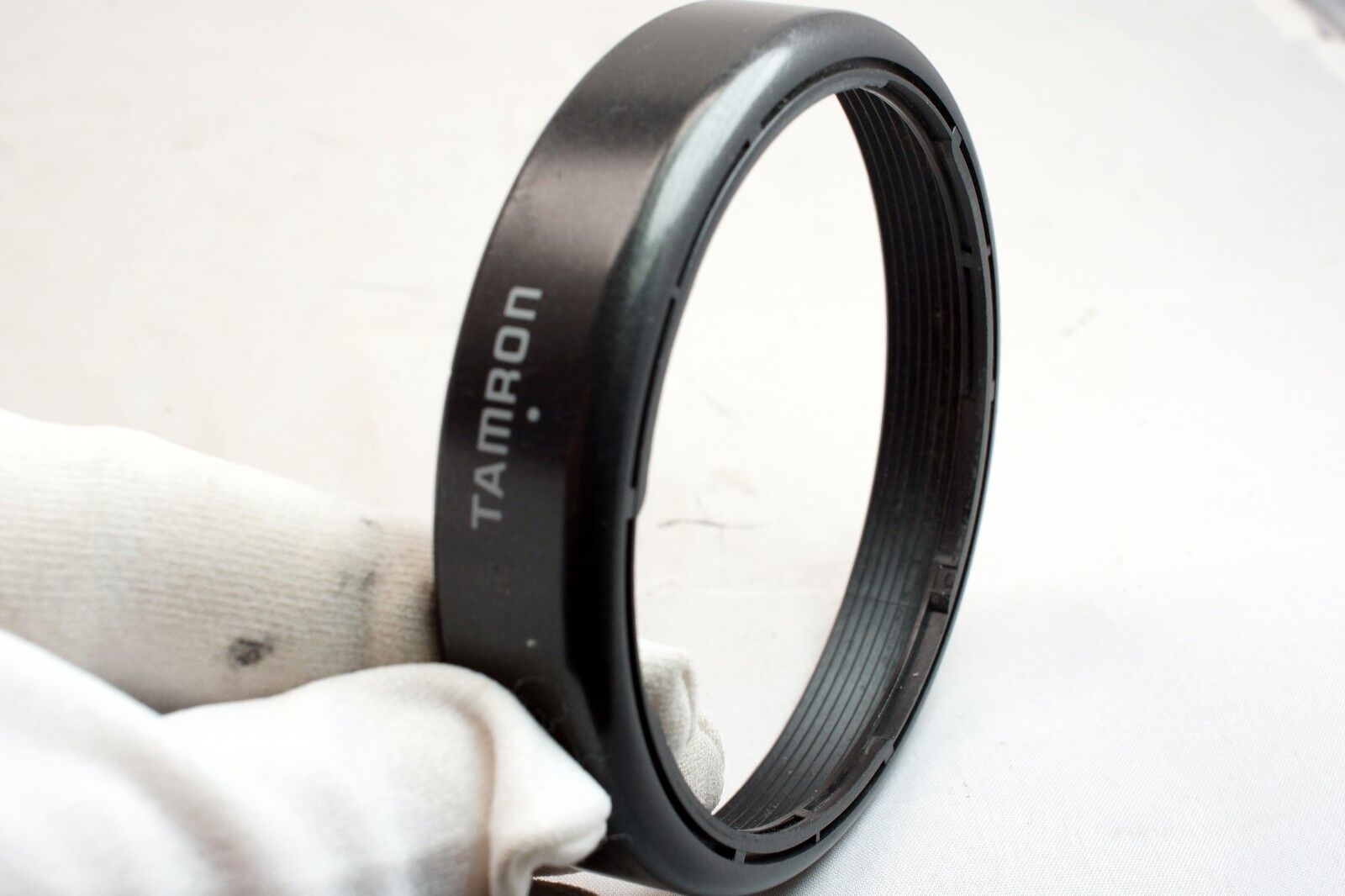used Tamron B5FH Lens Hood Shade  for 28-200mm f3.8-5.6 Non Super zoom