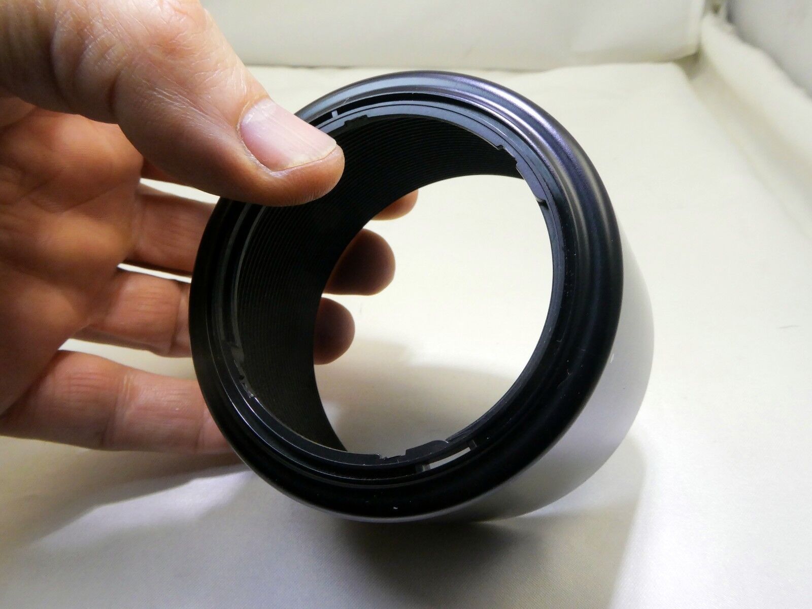 Tamron 1C6FH Camera Lens Hood Shade For AF 80-210mm f4.5-5.6 Genuine OEM