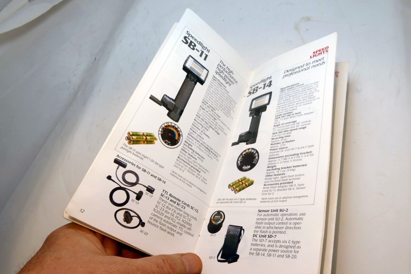 Nikon SB Speedlight Unit Brochure List SB-20 19 17 11 15 16A 14 18 21 flash