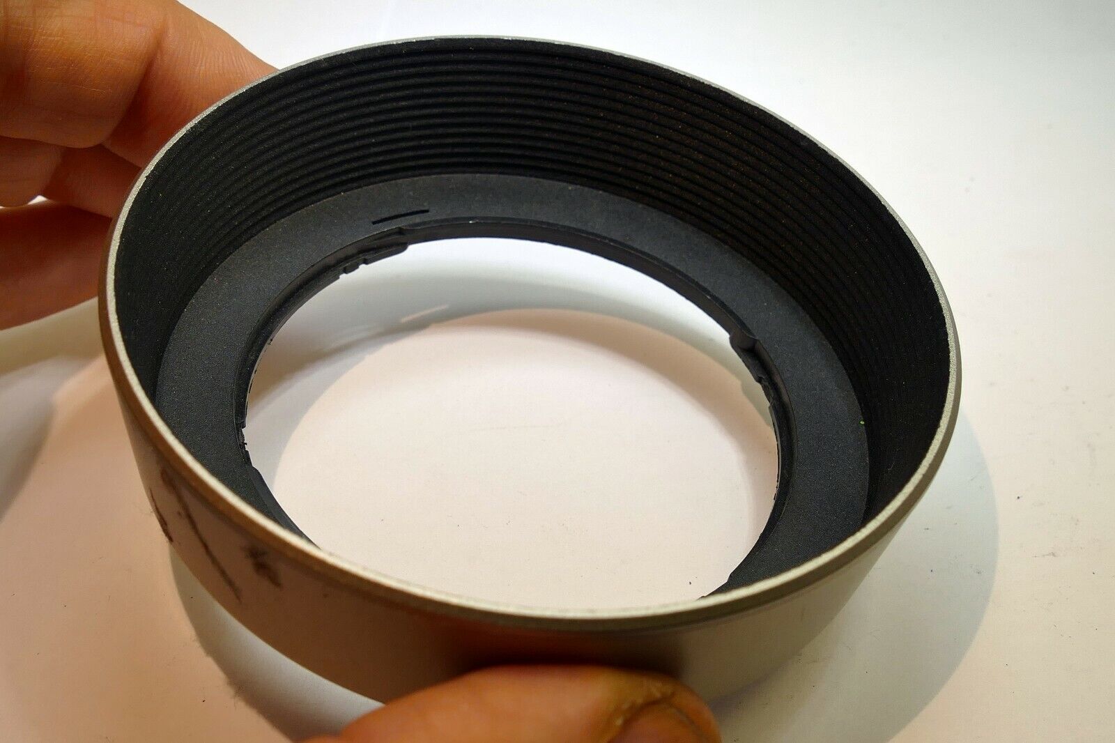 Tamron 2C2FH Lens Hood Shade for AF 28-80mm f3.5-5.6 zoom ( silver )