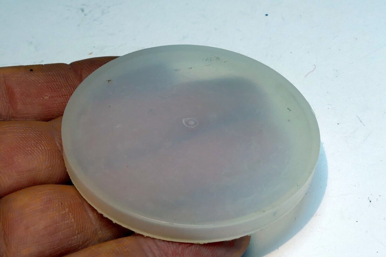 Nikon F Camera Body Cap Dust cover slip on type White genuine OEM FE FM FM2 FM10