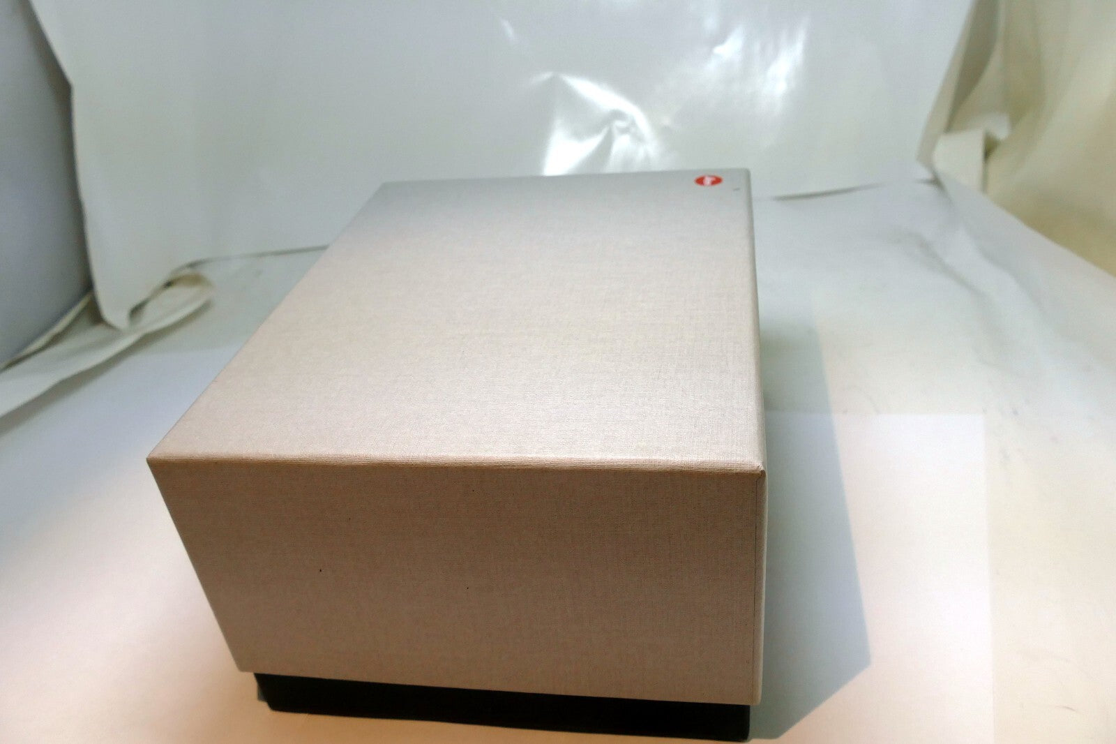Empty Box for Leica Q  439-614.128-000 D1 Q2 camera body - original OEM