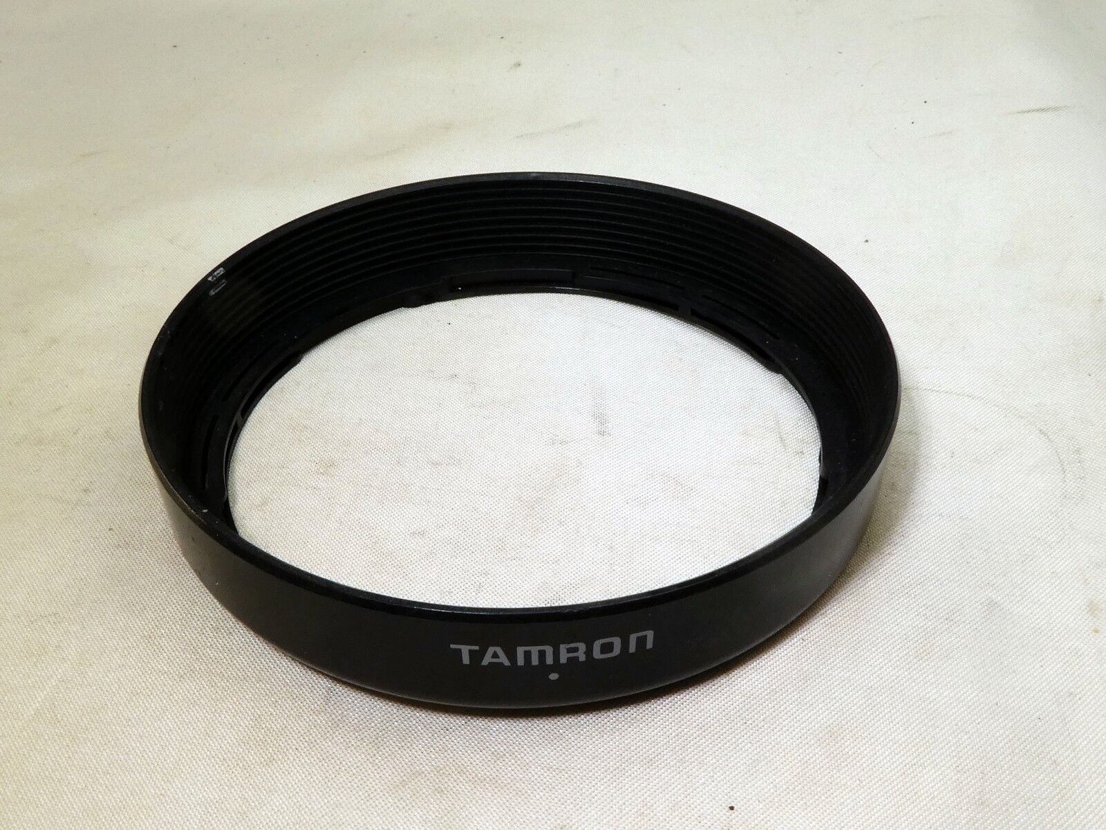 Tamron B5FH 75mm Lens Hood for 28-200mm f3.8-5.6 Non Super Adaptall Genuine