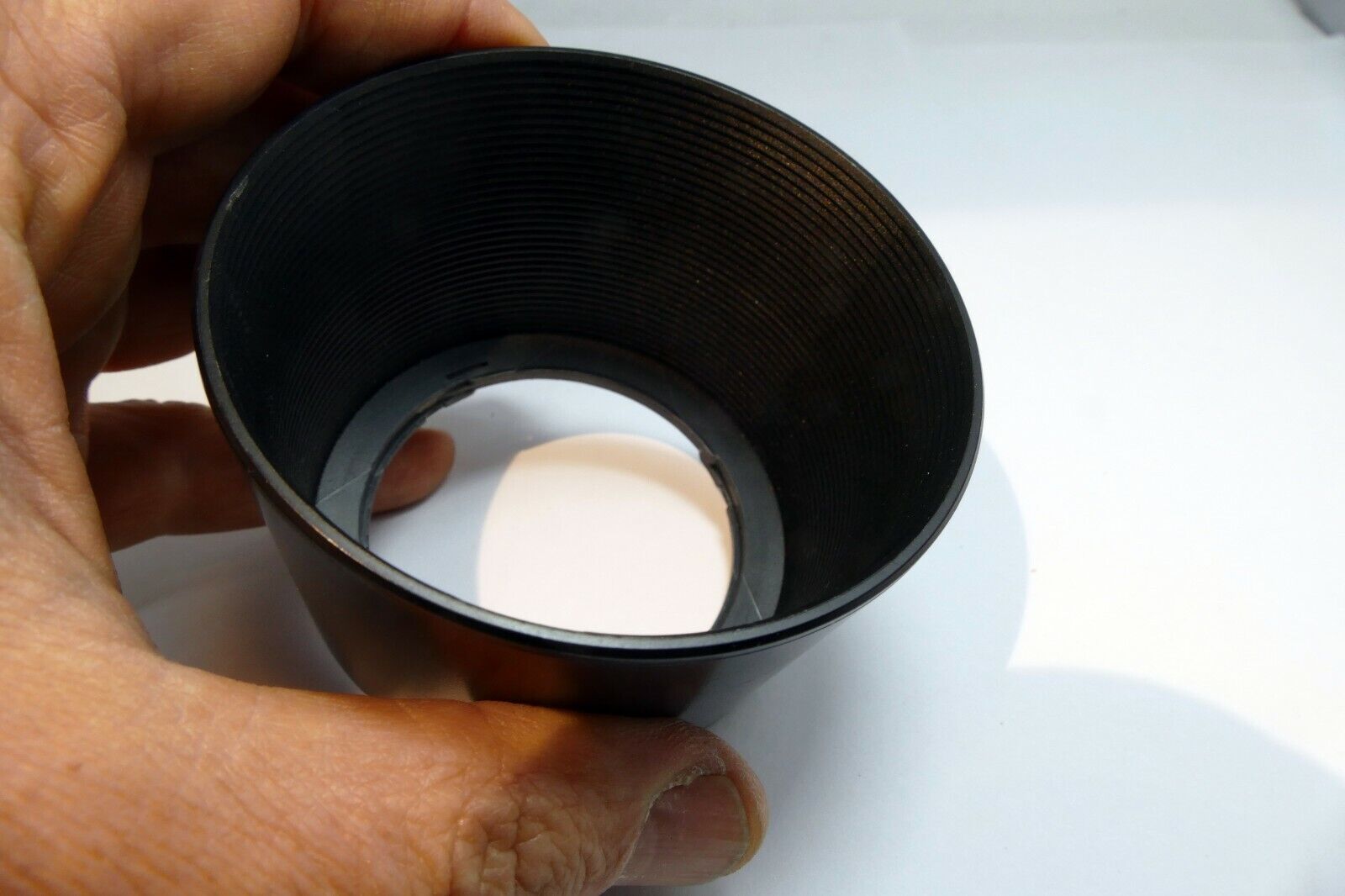 Tamron 1C6FH Camera Lens Hood Shade For AF 80-210mm f4.5-5.6 Genuine OEM