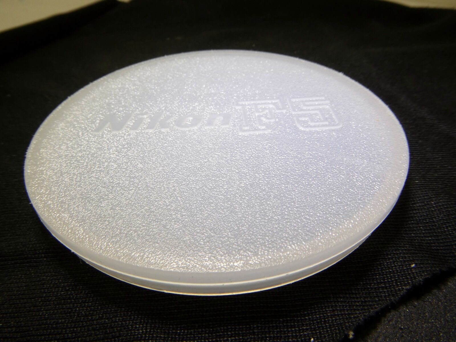 Nikon F5 Camera Body Cap White cover slip on type OEM